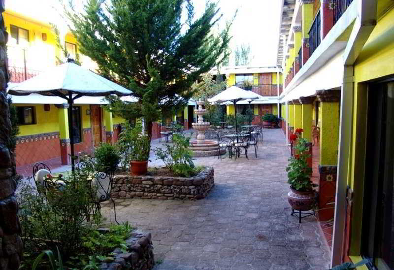 Plaza Mexicana Margarita'S Creel Dış mekan fotoğraf